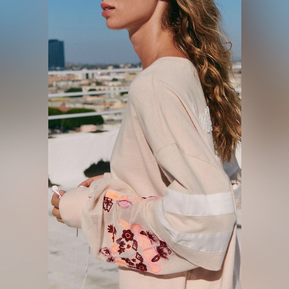 NWT Free People Movement On The Fly Layer - Picture 3 of 4